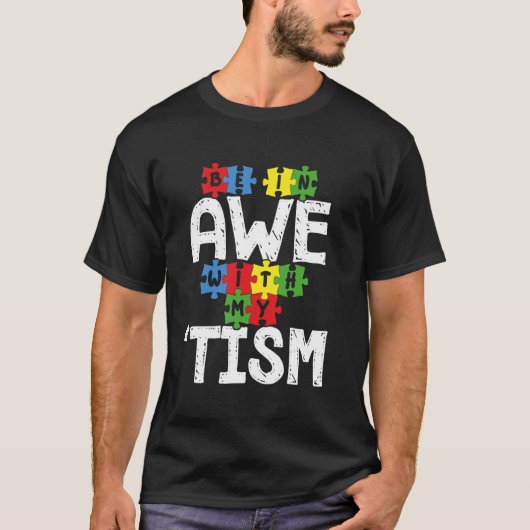 私の'Tism自閉症啓発に畏敬の念を抱く Tシャツ (正面)