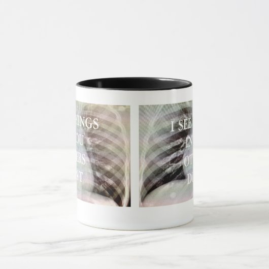 私はあなたの事が他ことを見ます マグカップ (中央)