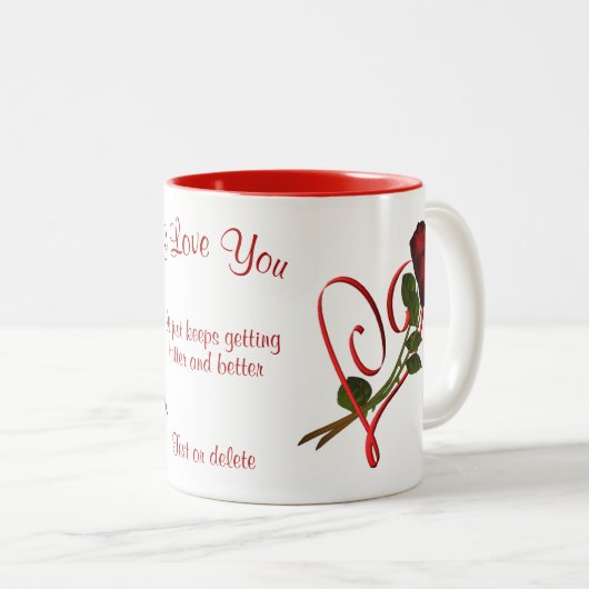 私はあなたを愛する赤いバラのハート ツートーンマグカップ (正面右)