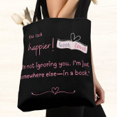 私はあなたを無視しているわけではない。私はどこか別の場所にいる – 本の中で トートバッグ