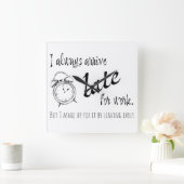 私はいつも仕事に遅れて着くが、コーヒーマグのトート スクエア壁時計 (ホーム)