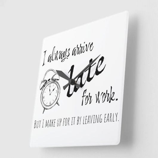 私はいつも仕事に遅れて着くが、コーヒーマグのトート スクエア壁時計 (傾斜)