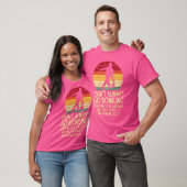 私はいつも行かないボーリングサンセットボウリングをする人、 クリケットの投手 Tシャツ (ユニセックス)