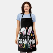 私はおばあちゃんバニー・イースター家族のマッチング エプロン (着用した状態)