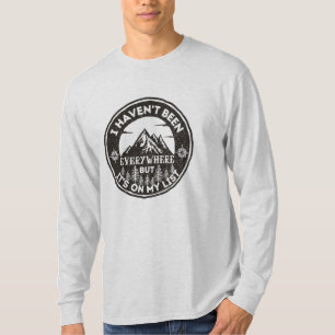 私はおもしろいどこにも行っていない世界旅行者 Tシャツ