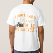 私はおもしろいオートバイのギフトだと思って夢を見ない Tシャツ (裏面)