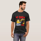 私はおもしろい掘る建築トラックバレンタインExc Tシャツ (正面フル)