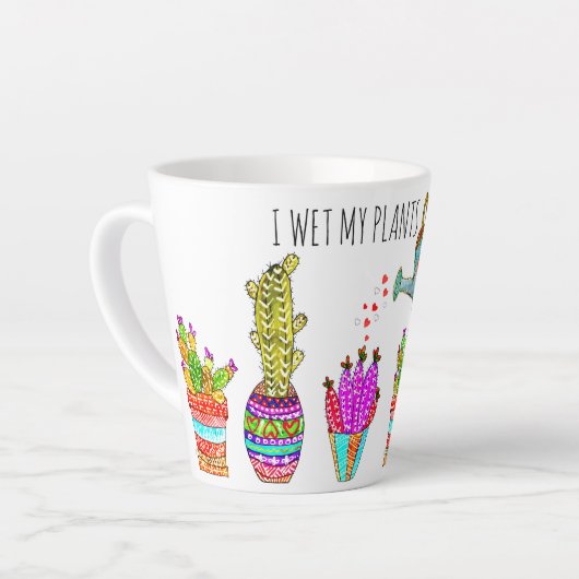 私はおもしろい植物のサボテンを濡らした カフェラテマグ (左アングル)