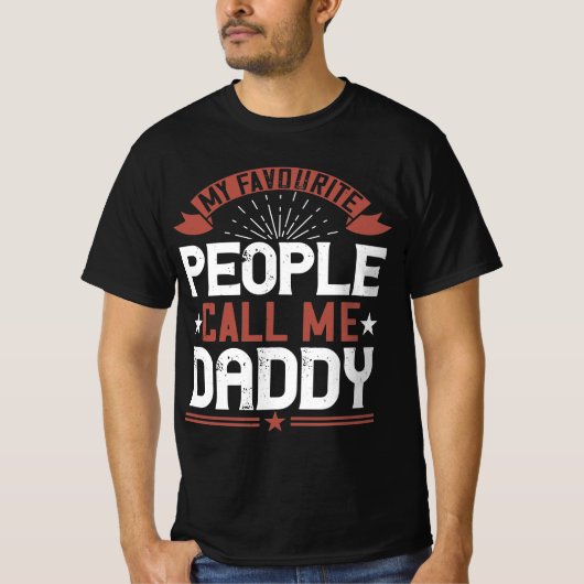 私はお気に入りの私を父と呼ぶ Tシャツ (正面)