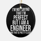 私はことわざではない私は完璧なエンジおもしろいニア セラミックオーナメント (左)