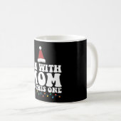 私はこのクリスマスの家族のマッチングで母と一緒にいる コーヒーマグカップ (正面右)