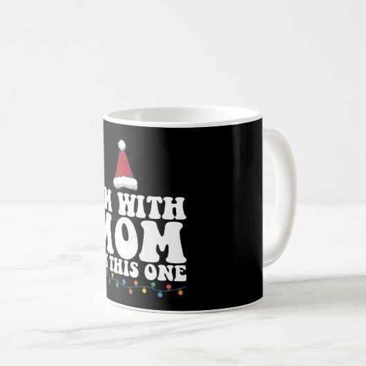 私はこのクリスマスの家族のマッチングで母と一緒にいる コーヒーマグカップ (正面右)
