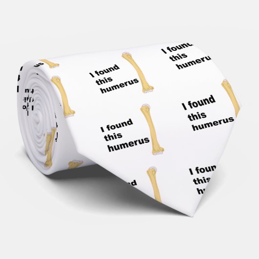 私はこの上腕骨を見つけました ネクタイ (ロール)