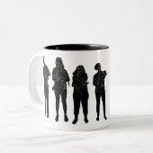 私はこれが私の最後の子犬であることを約束します! マグ (正面左)