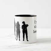 私はこれが私の最後の子犬であることを約束します! マグ (中央)