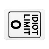 私はこれ以上のバカには対処できない マグネット (横)