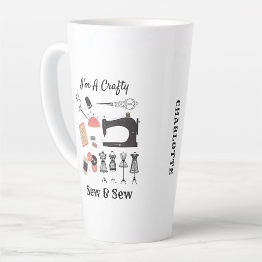 私はずる賢いシュー&シューヴィンテージ裁縫おもしろいテーマ カフェラテマグ (左アングル)