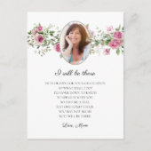 「私はそこにいるよ ローズの母の追悼 卒業おめでとう」 ポストカード (正面)