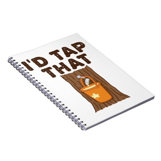 私はそのメープル糖化の木のシロップをタップする ノートブック (右側)