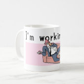 私はそれにマグを取り組んでいます コーヒーマグカップ (正面左)