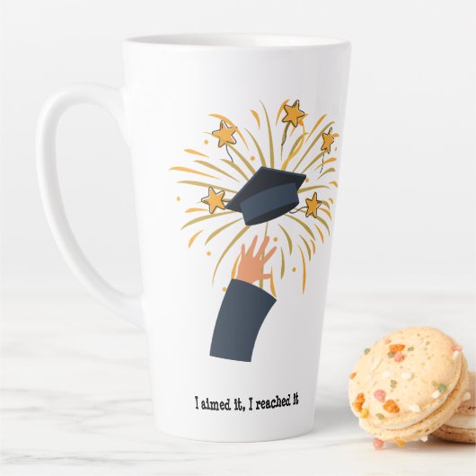 私はそれを目指し、私はマグカップに達した カフェラテマグ (インサイチュ)