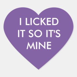 私はそれを舐めたので、それは私の紫のステッカーだ ハートシール