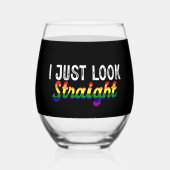 私はただLGBTの虹のプライド月間を見ているだけ ステムなしワイングラス (正面)