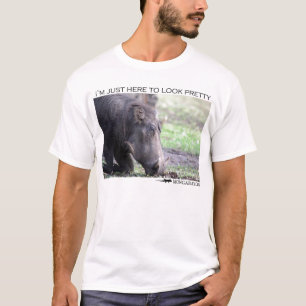 私はちょうどここに- warthogかわいらしく見ることいます tシャツ