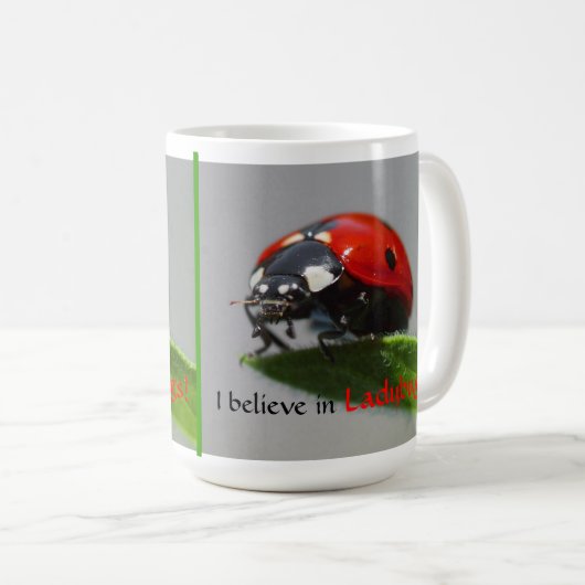 私はてんとう虫のマグで信じます コーヒーマグカップ (正面右)