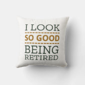 私はとても良く見え退職したる クッション (裏面)