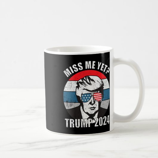 私はまだおもしろいトランプ2024 2 コーヒーマグカップ (右)