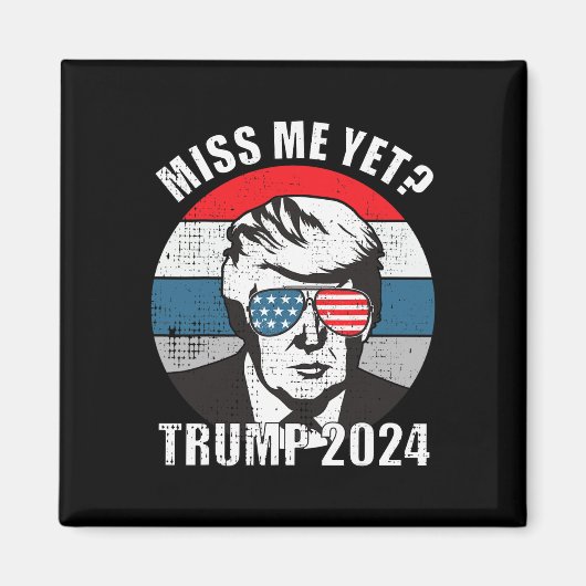 私はまだおもしろいトランプ2024 2 マグネット (正面)