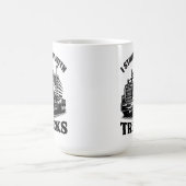 私はまだトラックで遊ぶ コーヒーマグカップ (中央)