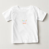 私はまだピンクの両親と一緒に暮らしている ベビーTシャツ (正面)