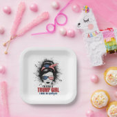 私はまだ私は謝罪を切り詰めていないトランプ女だ ペーパープレート (パーティー)