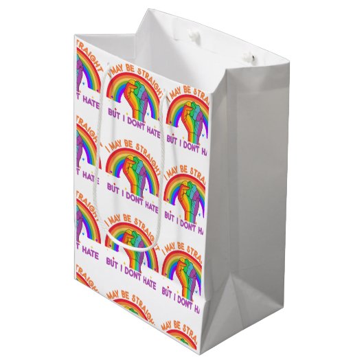 私はまっすぐかもしれないが、LGBTQIAプライドは嫌いではない ミディアムペーパーバッグ (正面アングル)