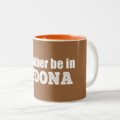 私はむしろセドナにいる ツートーンマグカップ (正面右)