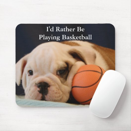 "私はむしろバスケットボール"のブルドッグの子犬遊んでいました マウスパッド (マウス)