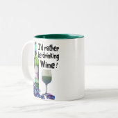 私はむしろワインを飲んでいました! ユーモアのあるなワインのギフト ツートーンマグカップ (正面左)