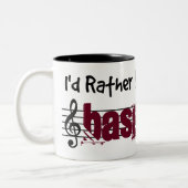 私はむしろ私のベース遊ギターになりたい ツートーンマグカップ (左)