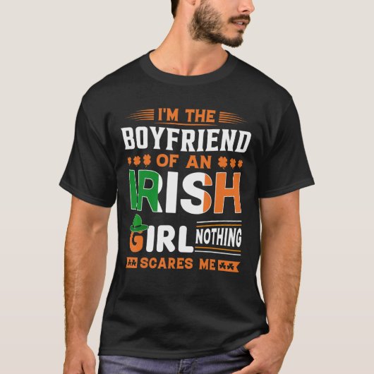 私はアイルランド人の女の子Nothing St Patrのボーイフレンド Tシャツ (正面)