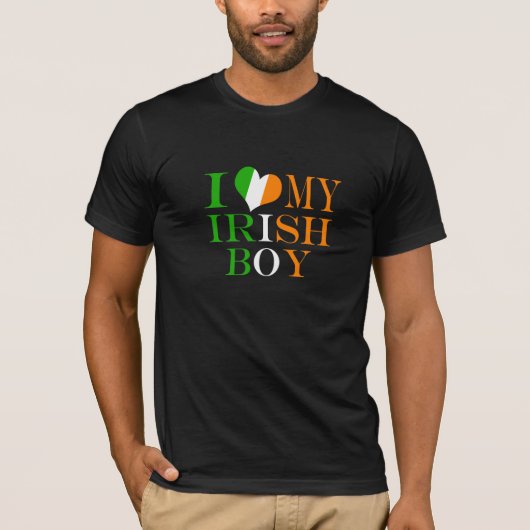私はアイルランド人の少年を愛している Tシャツ (正面)