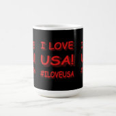「私はアメリカが大好き」かわいい表情デザイン。買今 コーヒーマグカップ (中央)