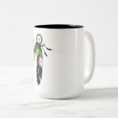 私はアメリカ人に見えるほど白くはない先住民 ツートーンマグカップ (正面右)