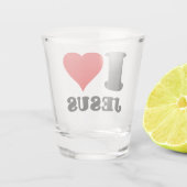 私はイエス・キリスト教の引用文を愛する ショットグラス (裏面)