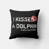私はイルカ#失敗Multiverseの枕に接吻しました クッション (裏面)