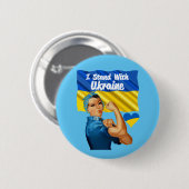 私はウクライナのヴィンテージロージー国旗のハートと共に立つ 缶バッジ (正面&裏面)