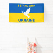 私はウクライナ国旗のドーブ平和に立つ 横断幕 (インサイチュ)