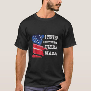 私はウルトラ前向きマガ米国国旗のプロトランプのテストをした Tシャツ