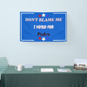 私はカスタマイズ可能な名前に投票した私を非難しない 横断幕 (トレードショー)